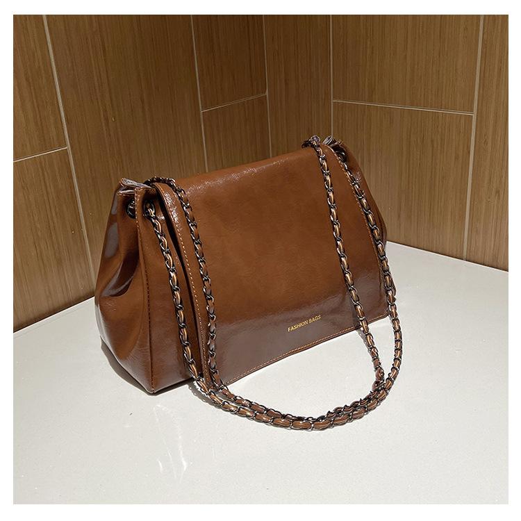 Large Capacity Bag Women'S Fashion Retro Autumn Chain Shoulder Messenger Bag Casual Texture Tote Bag