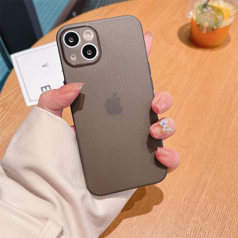 Applicable To IPhone16Pro Ultra-thin Matte Phone Case Golden Apple 15 Heat Dissipation and Semen Hole 14 Skin Feeling Protective Case