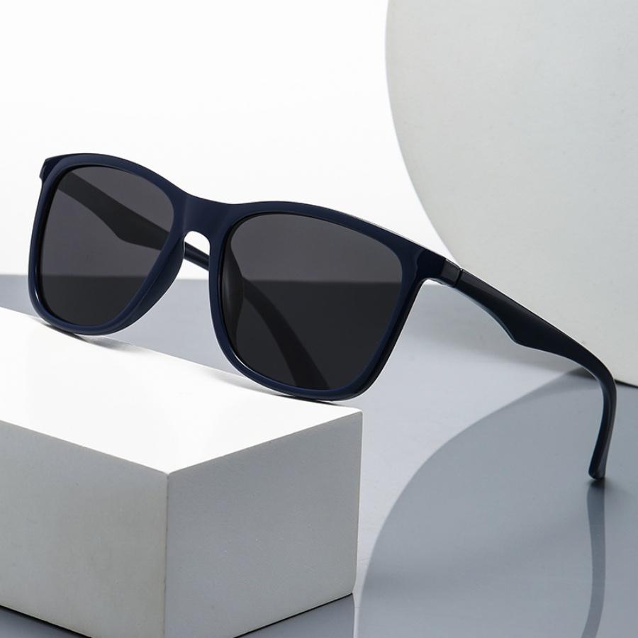 New Trend Men Polarization Sunglasses Fashion Women Uv Resistant Sun Glasses Fishing Camping Leisure Beach Party Eyewear Uv400