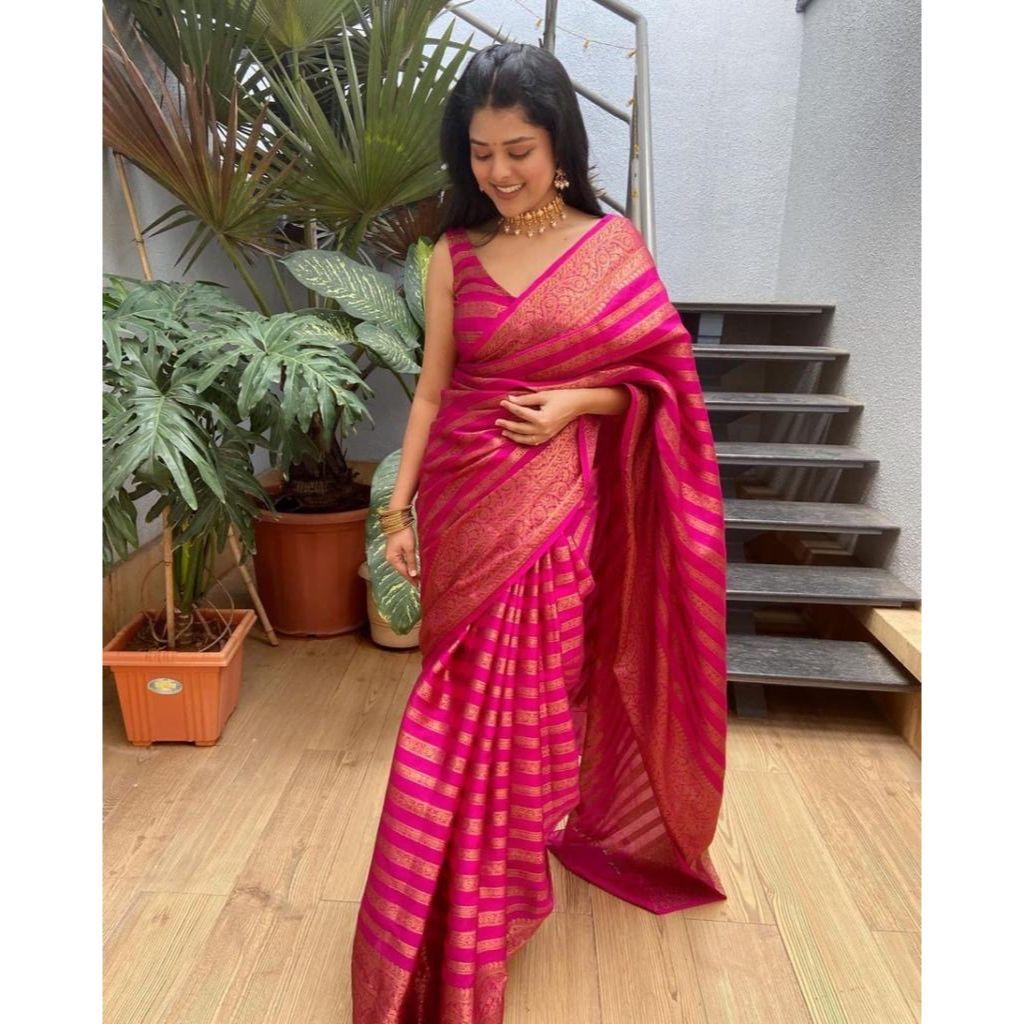 This Beautiful Saree Is Elegantly Decorated with Gorgeous Solid Jacquard Weave That Gives a Perfect Look To the Outfit.