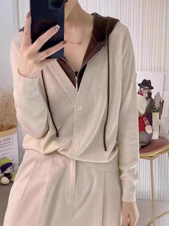 2024 Chic Layered Hooded Knitwear: Women's Two-Piece Color Block Sweater