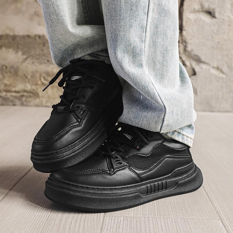 Men's shoes 2025 spring and autumn new Hong Kong style retro leisure sports summer height increase non-slip design sense bread tide board shoes