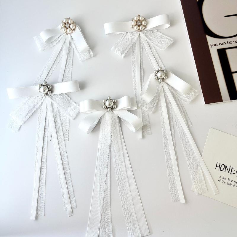 Černá krajková brož Mašle Bílá perlová brož Kravata Pro dámské oblečení Zdobení výstřihu Stuha Kravata Šperky Doplňky