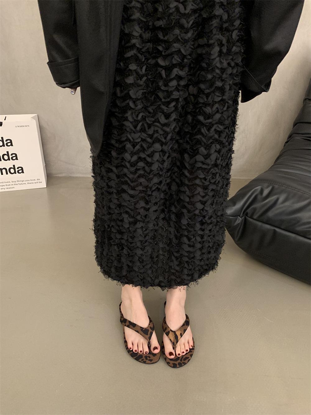 

Fashion flat-bottomed silver flip-flops women s wear leopard print cool slippers seaside pinch women s shoes shoes 40 цветной печати леопарда