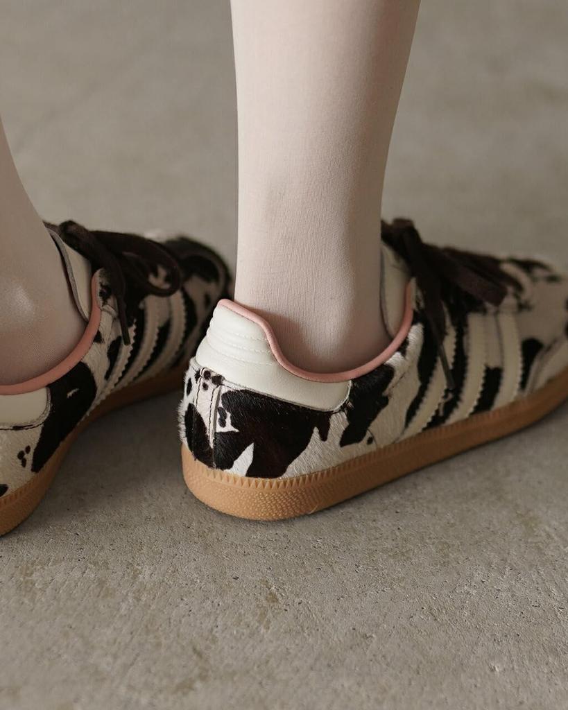 Adidas Originals SAMBA OG W Cow Size Women's Sneakers, Low-Top Lace-Up Print, 24.0cm (DBROWN/OWHITE/GUM3)