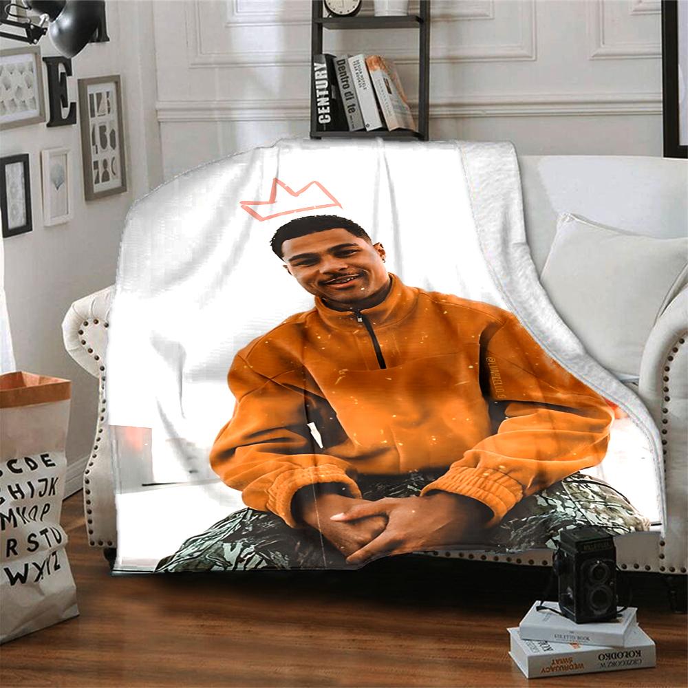 Urban Style Portrait Blankets Flannel Printed Breathable Warm Throw Blanket for Home Office Bedspreads 0708a71