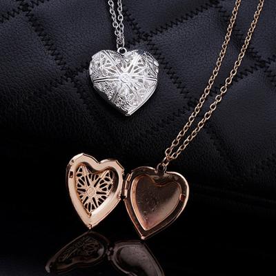 Love Necklace Opened Necklace Hollow Women's Peach Heart-Shaped Photo Box Necklace Women Accessories
