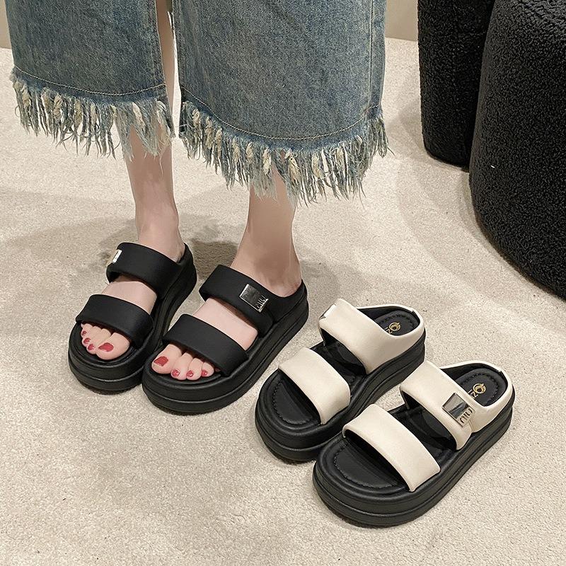 Summer new muffin thick-bottomed metal one-word drag beach heightening slippers women's summer wear