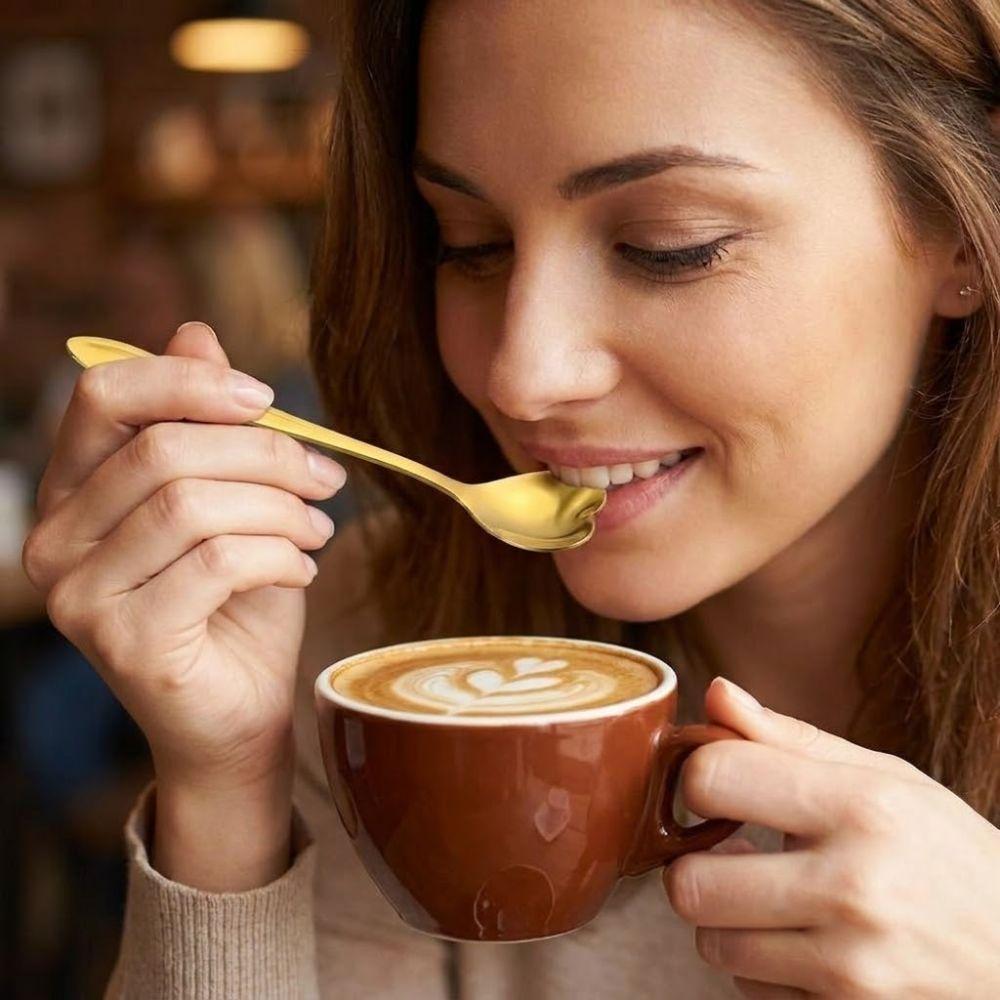 Nuovo Acciaio Inossidabile A Forma di Cuore Cucchiaino da Caffè Due Misure Durevole Cucchiaino da Dessert Cucchiaino da Tè Utensili da Mescolanza Caffetteria Bar