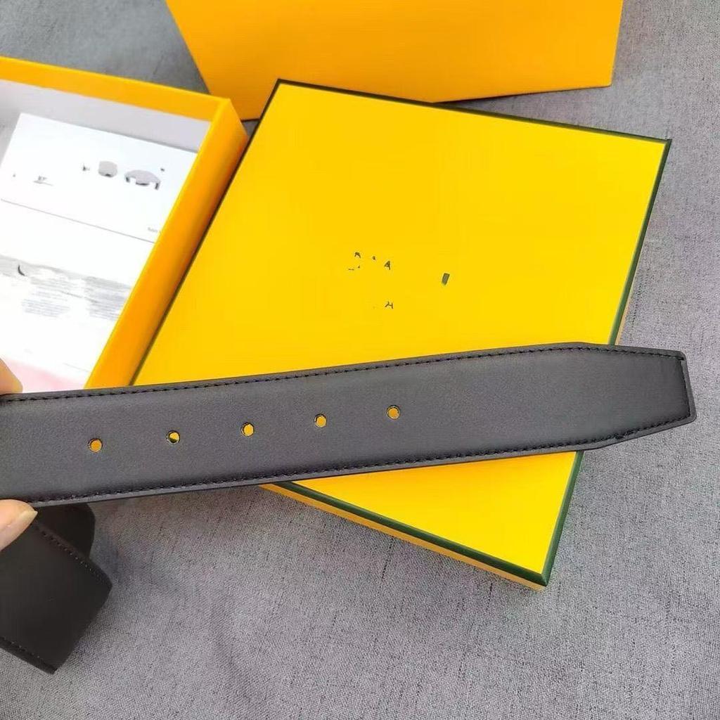 Herren-Gürtel aus echtem Leder mit glatter F-Schnalle - Vielseitig für Freizeit & Business, Grenzüberschreitend heißer Verkauf.