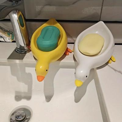 1 adet Sevimli Ördek Sabunluk - Karikatür Plastik Drenajlı Sabun Kutusu Banyo Dekoru ve Ev Kullanımı için
