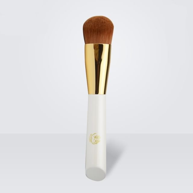 AME - Foundation Pinsel