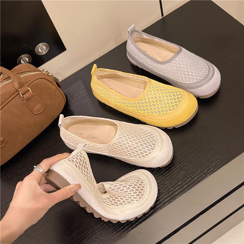 Fashion Women's Round Toe Flat Shoes Slip On Casual Shoes Non-slip Loafers New Mesh Plus Size Flats Women Summer Breathable Shoes Women