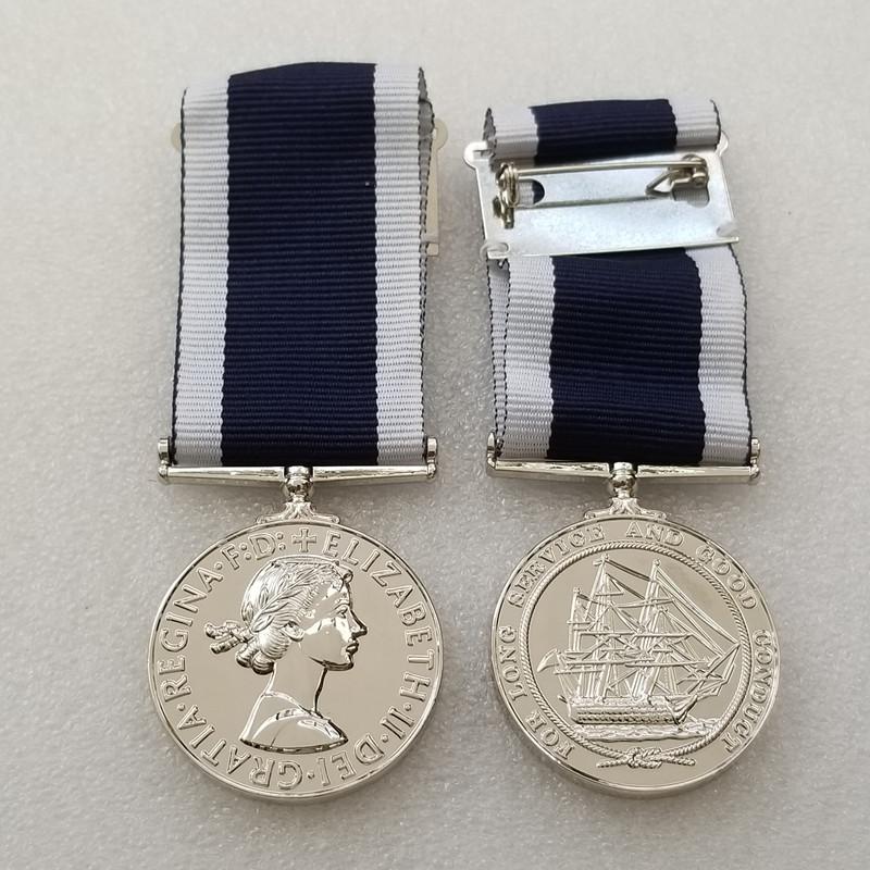 

Великобритания Соединенное Королевство Елизавета Значок металлический значок Сувенирная коллекция B