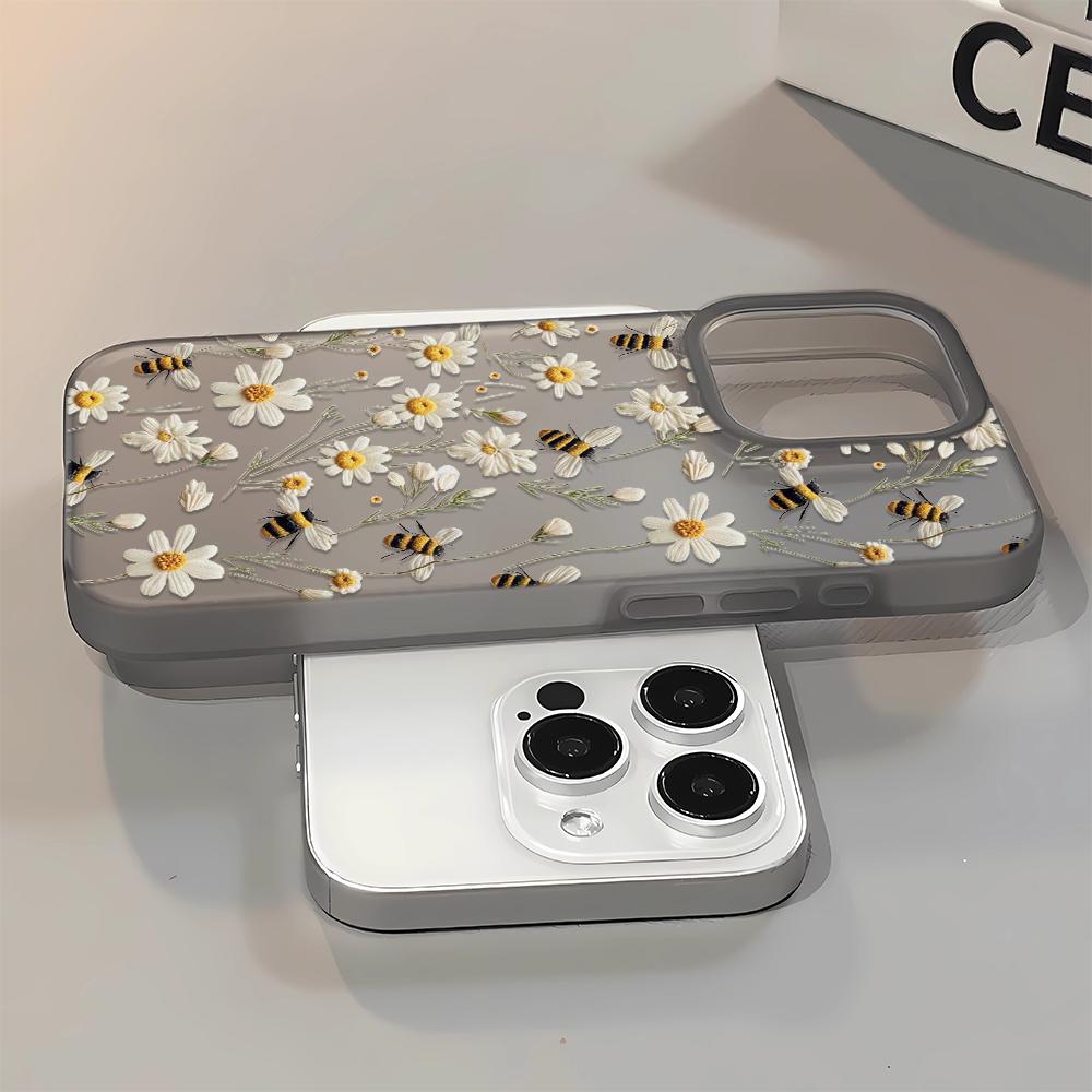 Bees Collect Pollen Phone Case For IPhone 17 16 15 14 Plus 13 12 11 Pro MAX 17 Air 16E Screen Protector Casing Shockproof Cover