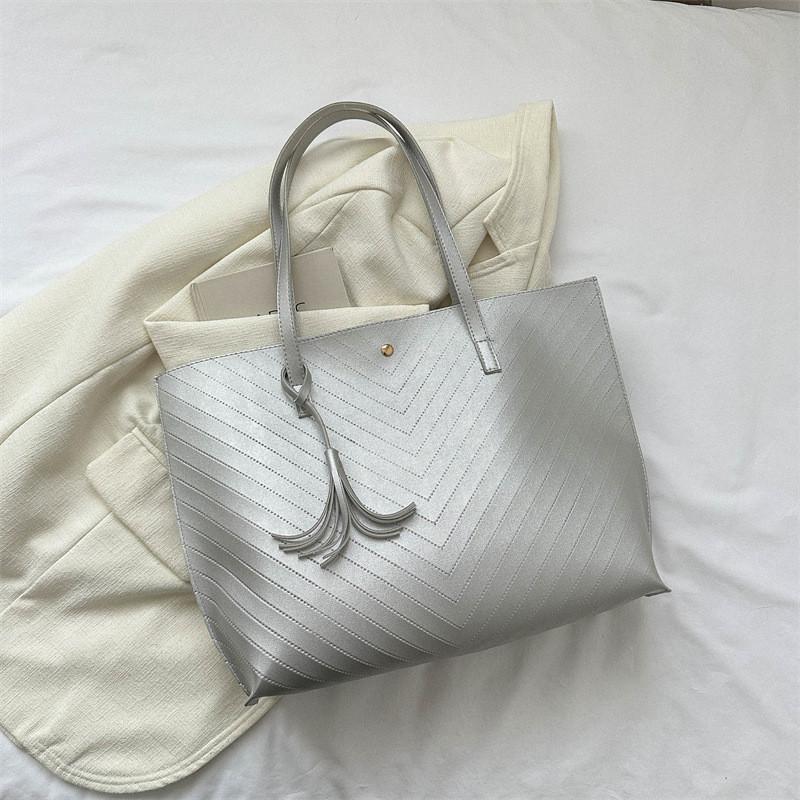 Fashionable Summer Street Style Commuter Tote Bag For Women Pu Leather