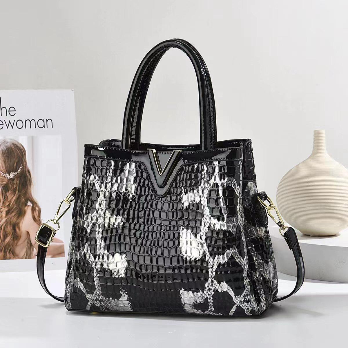 

Женская сумка большой емкости из крокодиловой кожи, женская сумка через плечо, повседневная женская сумка для путешествий и покупок, женская сумка-тоут