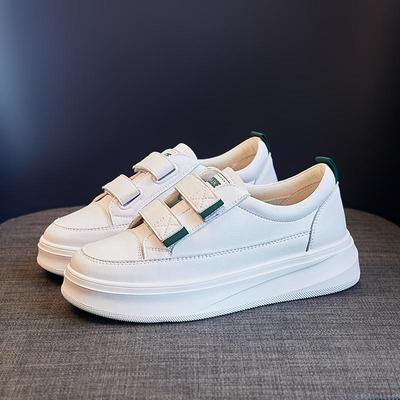 White Genuine Leather Women's Casual Flat Shoes with Thick Soles - Spring/Autumn 2025 Collection