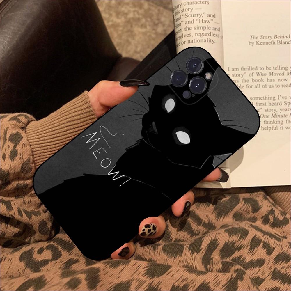 Black Cat Staring Eye Phone Case For iPhone 15 14 11 12 13 Mini Pro XS Max Cover 6 7 8 Plus X XR SE 2020 Funda Shell