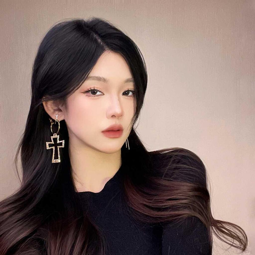 2025 Trendy Large Earrings: Simple, Cool, Versatile - Perfect for Round Faces