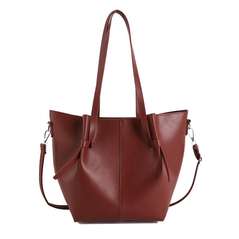 Spring new high-value commuter bag women's fashion commuter large-capacity shoulder oblique span tote bag