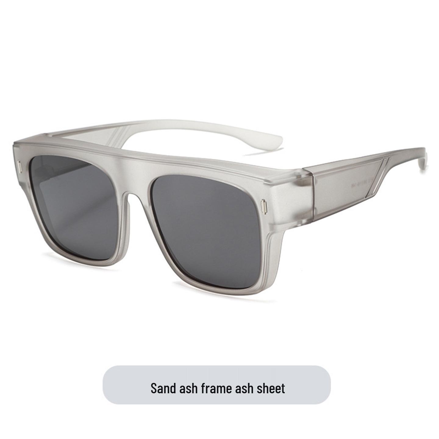 

Manufacturer s New Stylish TR Polarized Myopia Clip-On Sunglasses for Men & Women - Large Frame 512