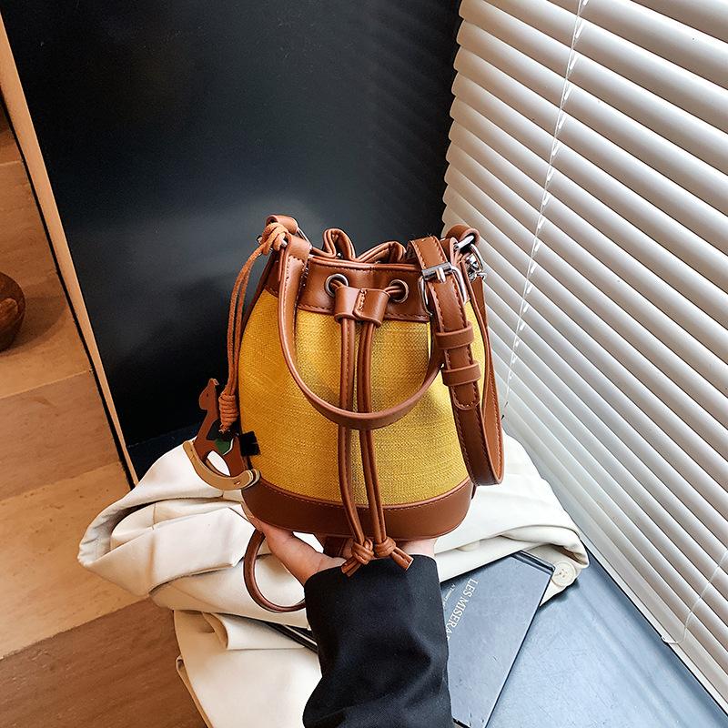 Niche bag women's new summer versatile messenger bag drawstring mini bucket bag