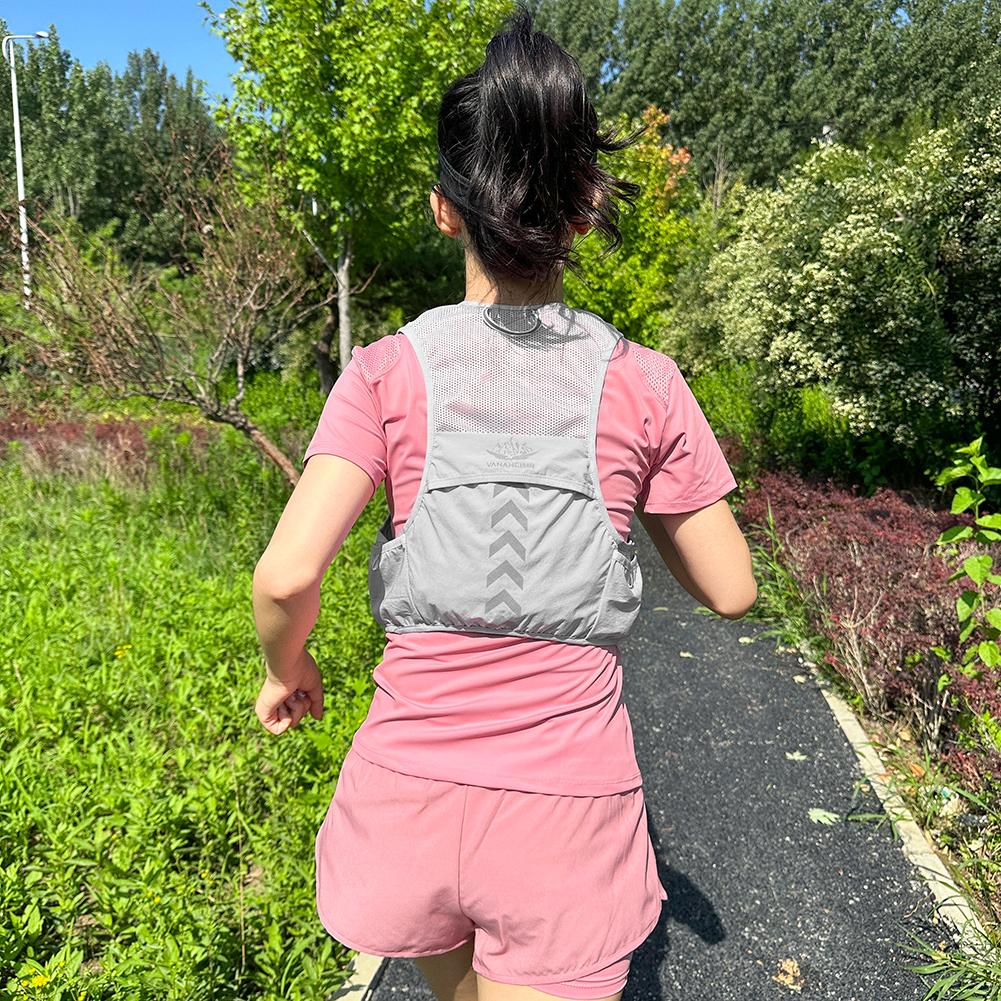 Hydration Jogging Vest Ultralight Breathable Running Race Hydration Vest Women Men Functional Pack for Bicycle Marathon Hiking