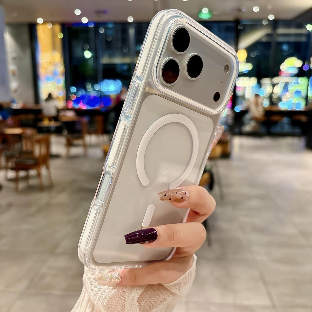 Applicable to Apple 17 mobile phone case transparent non-yellowing acrylic strong magnetic suction iPhone16 two-in-one protective case
