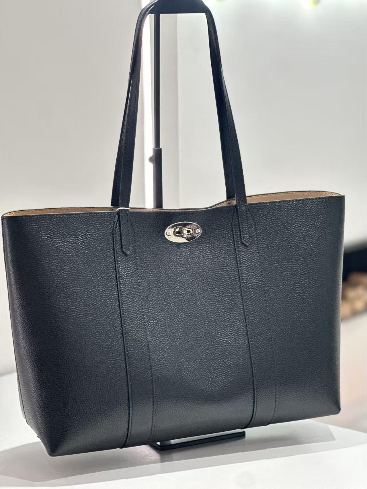 Hochwertige Damen-Echtleder-Tote - Große Schultertasche für Pendler und für die Nutzung von Mutter und Kind Length 38cm, Width 13cm, Height 28cm schwarz