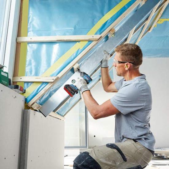 Visseuse à chocs sans fil 18V Bosch Professional x Mallette de transport (6.0Ah 2, Chargeur, Inclus) GDR18V-200C6