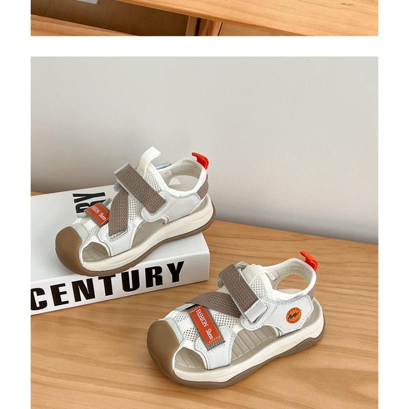 New Summer Boys' Closed-Toe Sandals - Hollow-Out Sports Beach Shoes with Breathable Mesh for Casual Wear