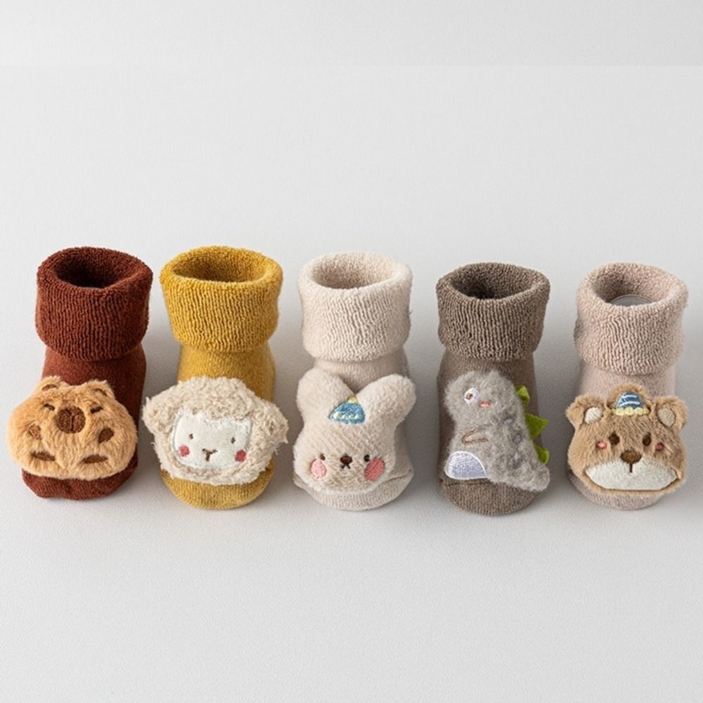 Cute Kapybara Winter Floor Socks Anti-Slip Newborn Stockings Plush Baby Socks  for Boys Girls