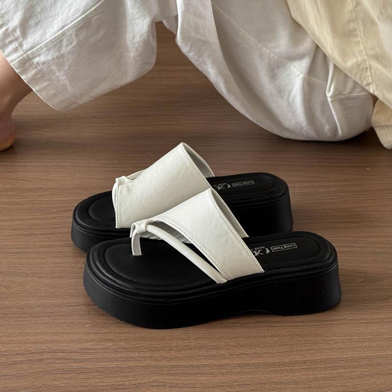 Summer Retro Casual Girls Boken Platform Slippers Non-slip Outer Wear One-word Cool Slippers Square Buckle Women's Shoes