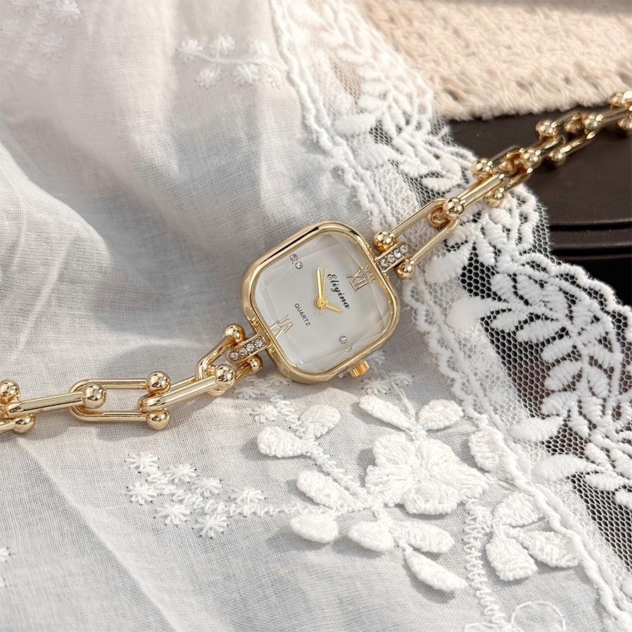 Women Quartz Watch Bracelet Hollow U-Shaped Lobster Clasp Square Wristwatch