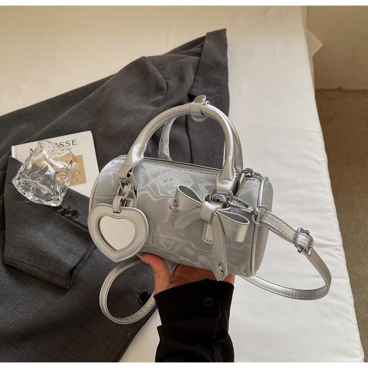 Handbag Women's 2025 New Trendy Fashion Bow Pillow Bag Super Fire Versatile Shoulder Bag Crossbody Cylinder Bag