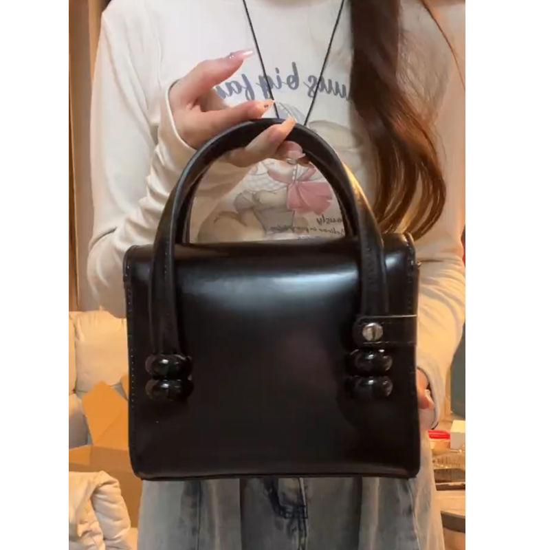 Wind Niche Shell Bag Female Elegant Handbag Versatile Messenger Bag Simple and Lightweight