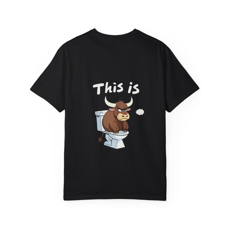 T-shirt Girocollo Stampa Cartoon Toro Bianco sul WC per Abbigliamento Casual