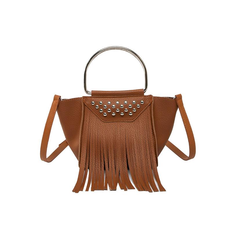 Women's bag spring and summer new 2025 Korean version fashion rivet shoulder bag personalized tassel messenger bucket bag pu