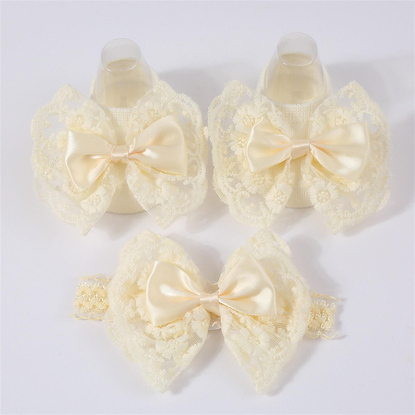 

Детские вязаные дышащие носки-тапочки с кружевным бантом + повязка на голову в цвет комплекта One Size бежевый