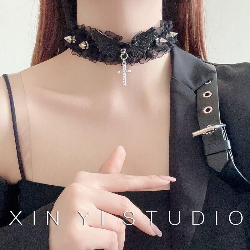 Angel Wings Lace Choker Necklace - Punk Rivet Collar Accessory for Women