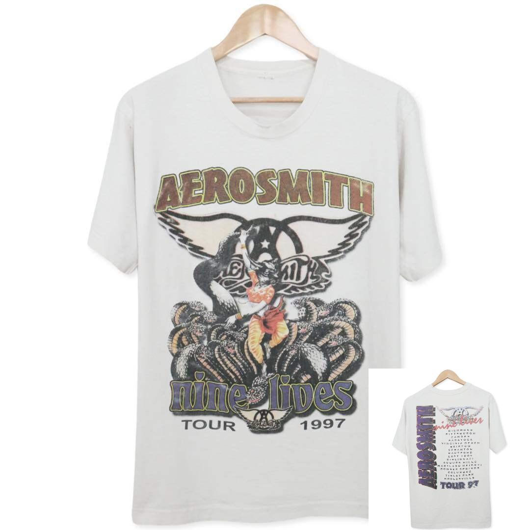 American Vintage Tshirt with Loose Fit and Short Sleeves Made By Aerosmith in 1997 Its A Popular Item M