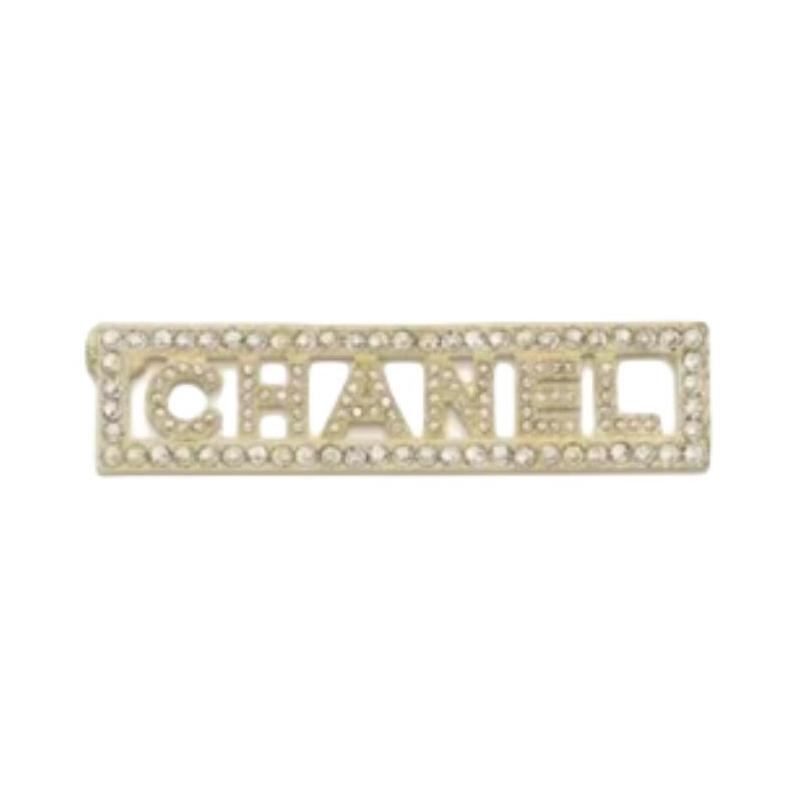 

CHANEL [24K New Product] Decorative Logo - Brooch Women s Gold золотий