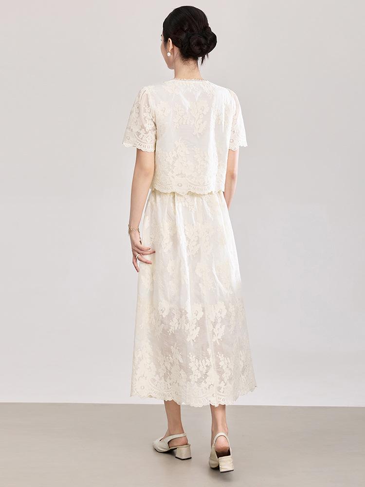 Tencel Cotton Short-Sleeved Embroidery Top + French Romantic Skirt Suit.