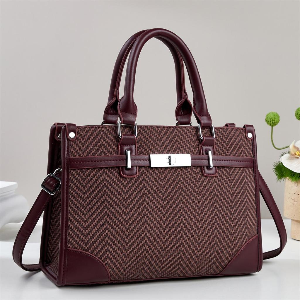 2025 Boston Commuter Ladies' Underarm Handbag - Niche Design Casual Shoulder Bag