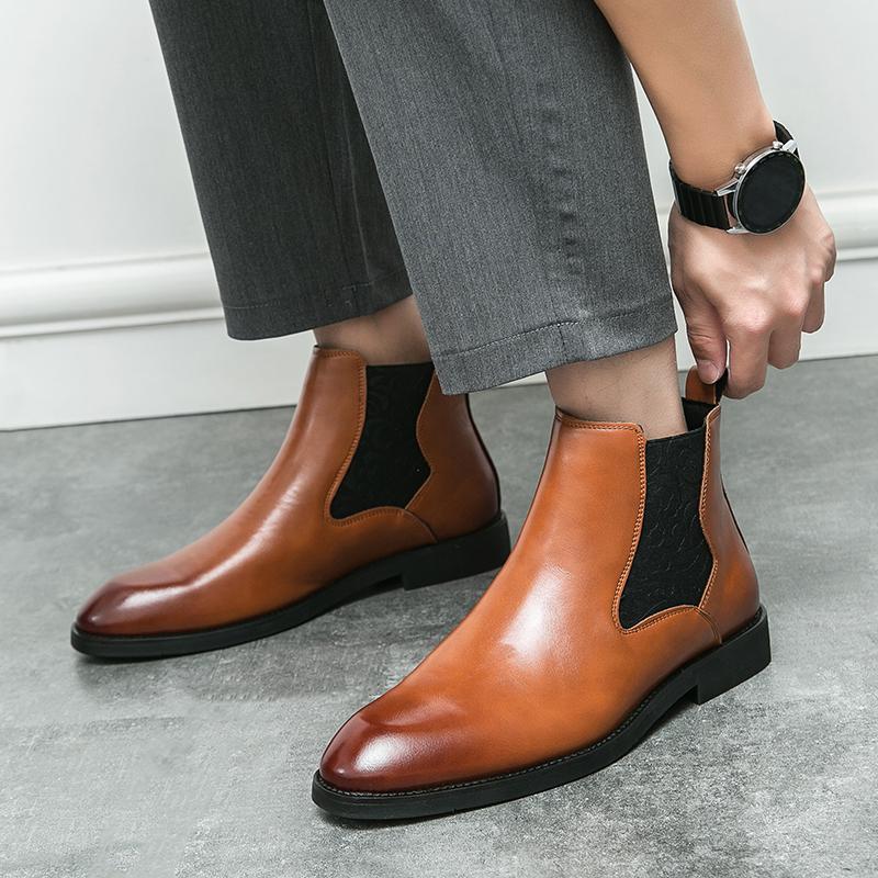 2025 High Quality Men Boots Stylish Male Shoes Thick Bottom Men Casual Boots Genuine Leather Men Wedding Dress Shoes