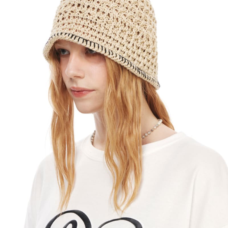 

The GREATEST Crochet Beanie Beige FREE