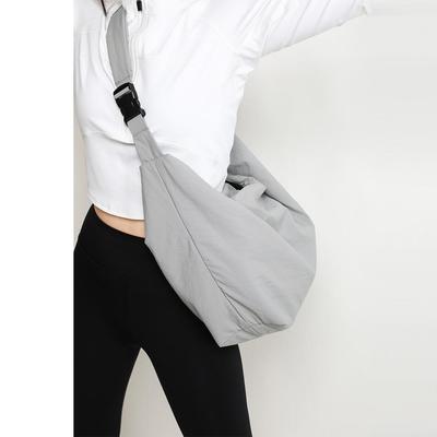 2025 Frühling Nylon Knödel Tasche: Trendy, großvolumige Schultertasche für Damen & Herren - Ideal für Sport & Radfahren