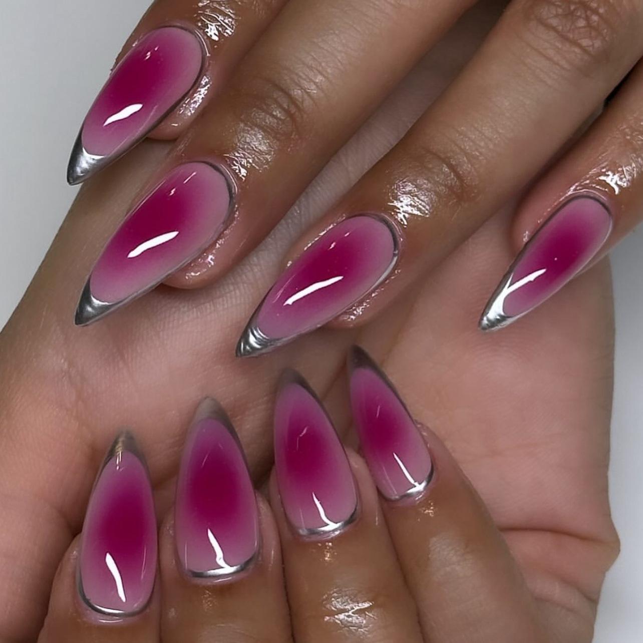 Hot Selling Wearing Nail Piece Rose Red Smudge Fake Nail Silver French Circle Almond Nail Piece