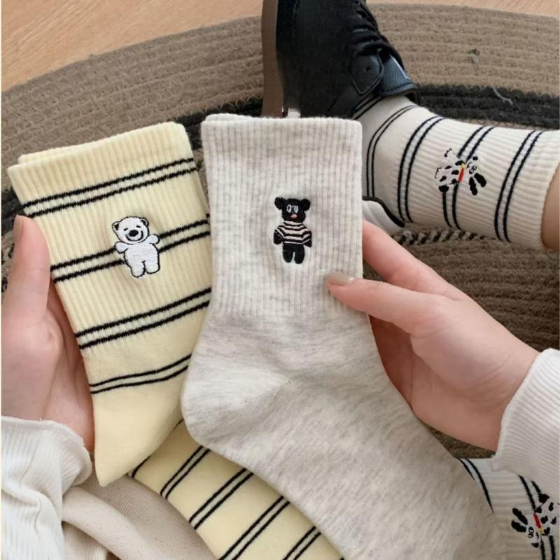 Sock Children's Mid-length Socks, Trendy Small Bear Dog Striped, Versatile and Casual, Suitable for All Seasons  spring, Autumn, Winter